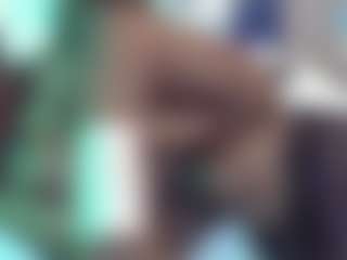 AFRICA THEE SAVAGE's Live Sex Cam Show