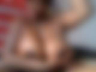 AFRICA THEE SAVAGE's Live Sex Cam Show