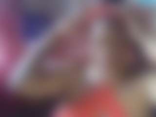 Live cam show with AFRICA THEE SAVAGE - Bedroom on Hubzter Live
