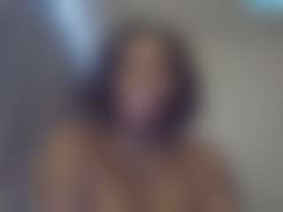 AFRICA THEE SAVAGE's Live Sex Cam Show