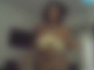 AFRICA THEE SAVAGE's Live Sex Cam Show