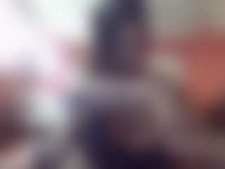 Live cam show with AFRICA THEE SAVAGE - Green Eyes on hrnylive.com