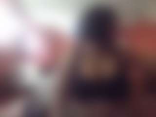 Live cam show with AFRICA THEE SAVAGE - Green Eyes on thefappeningchat.com