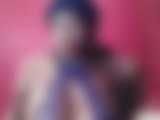 AFRICA THEE SAVAGE's Live Sex Cam Show