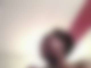 Live cam show with AFRICA THEE SAVAGE - Toes on CamwithHer