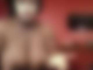 AFRICA THEE SAVAGE's Live Sex Cam Show