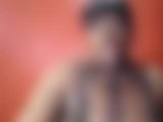 Live-Cam-Show mit AFRICA THEE SAVAGE - Bikini auf Camsoda