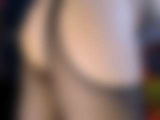 Live cam show with AnnaDarkk - Teen (18+) on Strip Flash - Live Sex Shows