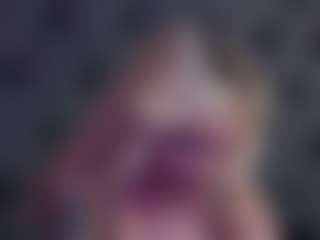 BiankaViper's Live Sex Cam Show