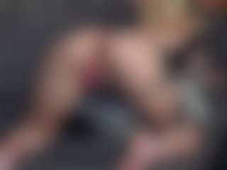 BiankaViper's Live Sex Cam Show