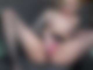 Live cam show with BiankaViper - Average on Mixed Magazine Live