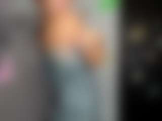 Live cam show with BushyBarb - Bi on Camsoda