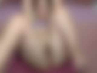 Live cam show with BushyBarb - Strip MILF on Camsoda