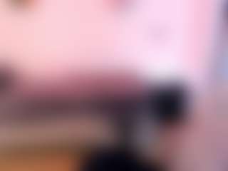 Live cam show with Catalinaa-dss - Striptease MILF on Dare Cams