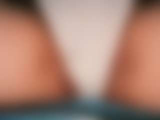 Live cam show with Elizza6869 - Mature on CamwithHer