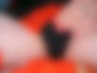 Live cam show with Elizza6869 - Granny on Camsoda