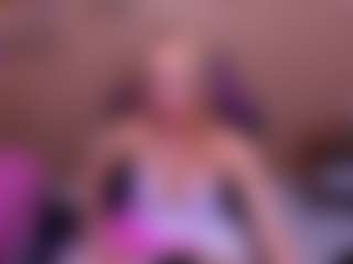 Live cam show with honeyy-sun - Blonde Hair on StripNow