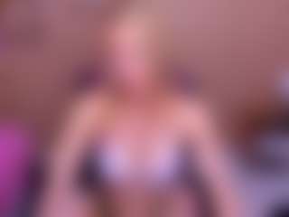 Live cam show with honeyy-sun - Drinking on Soda Cam