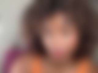 Live cam show with itsbombshellbarbie - Petite on CSO-WL