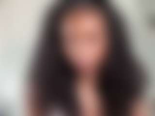 Live cam show with itsbombshellbarbie - Brown Hair Petite on ObeyMaria