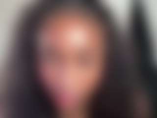 Live cam show with itsbombshellbarbie - Amateur Brown Hair on Cam Slut