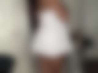 Live cam show with itsbombshellbarbie - College Brown Hair on Strip Flash - Live Sex Shows