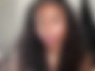 Live cam show with itsbombshellbarbie - College Brown Hair on parknlotfishbdy