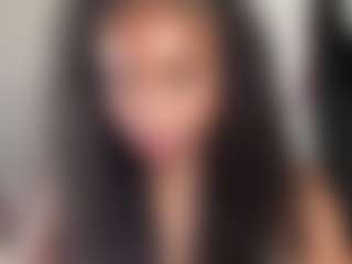 Live cam show with itsbombshellbarbie - Petite Young Adult on intimatelivegirls.com