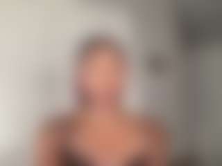itsbombshellbarbie's Live Sex Cam Show