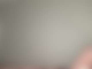 Live cam show with itsbombshellbarbie - Natural on Camsoda