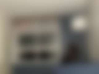 Live cam show with itsbombshellbarbie - Petite Young Adult on CamClone