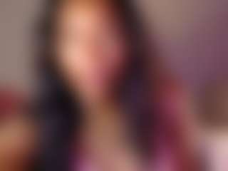 Live cam show with itsbombshellbarbie - Brown Hair Petite on sexylivex.com