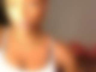 Live cam show with itsbombshellbarbie - Aussie on liverealitysex.com