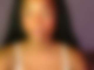 Live cam show with itsbombshellbarbie - Strip on Camsoda