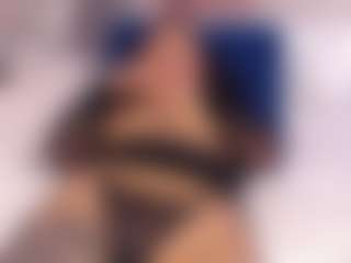 MARI-CRUZ's Live Sex Cam Show