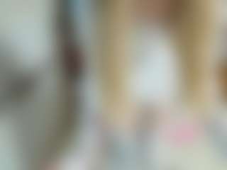 MiaMooonn's Live Sex Cam Show