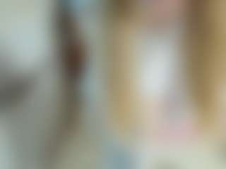 MiaMooonn's Live Sex Cam Show