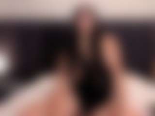 Live cam show with NaiaRose - Young Adult on CamwithHer