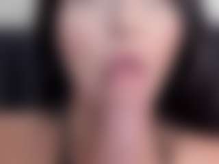 Live cam show with NaiaRose - Young Adult on Fling VIP Chat