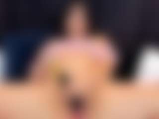 Live cam show with NaiaRose - Erotic Dance on Mixed Magazine Live