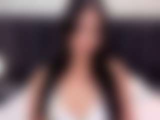 Live cam show with NaiaRose - Public on Mixed Magazine Live