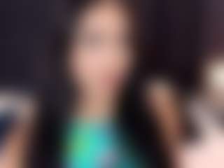 Live cam show with NaiaRose - Brown Eyes Brown Hair on Soda Cam