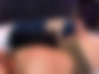 Live cam show with NaiaRose - Handjob on Gym Cam Girls