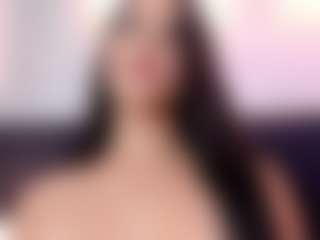 Live cam show with NaiaRose - Fingers on Camsoda