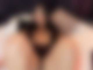 Live cam show with NaiaRose - Bisexual on Cam Slut