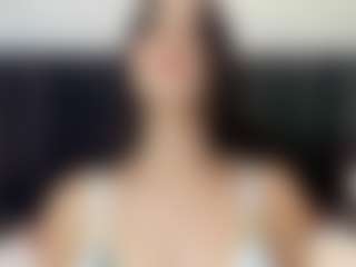 Live cam show with NaiaRose - Public on Milfs Live