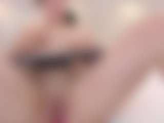 Sophie-Harvey's Live Sex Cam Show