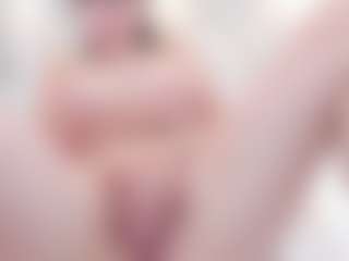 Live cam show with Sophie-Harvey - New Foot Fetish on CSO-WL