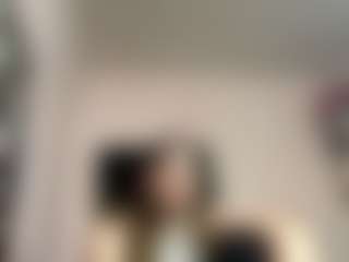 Live cam show with Emma - Abs on Free Soda