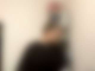 Live cam show with Emma - Solo on parknlotfishbdy